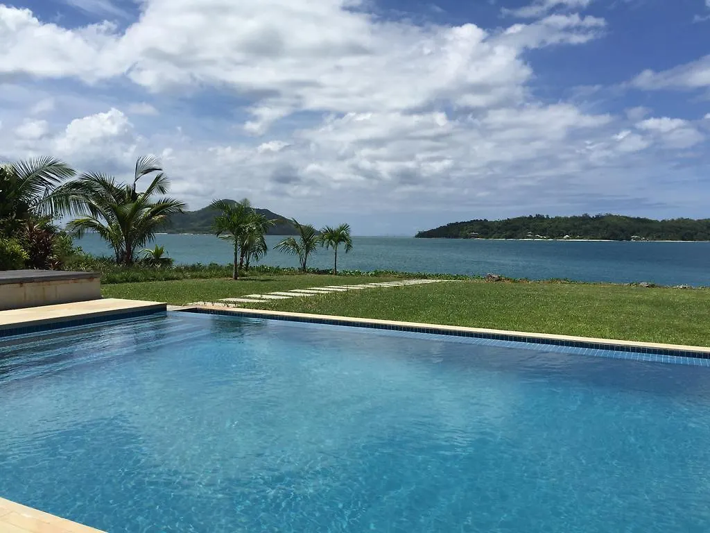 Private Sea View Villa Eden Island