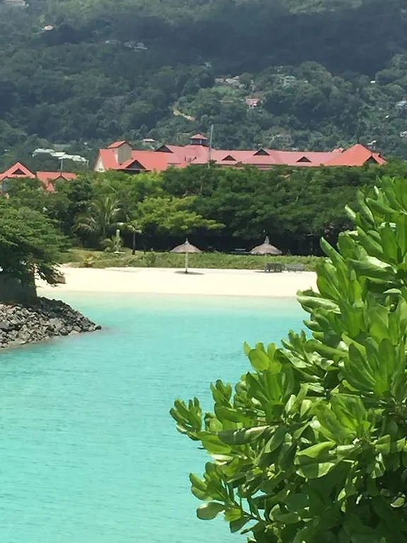 Private Sea View Villa Eden Island