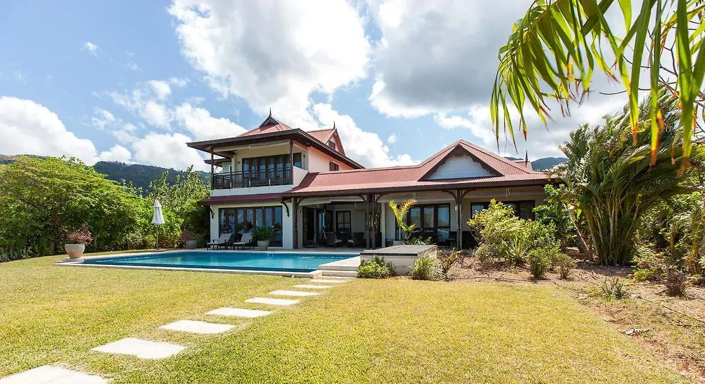 Private Sea View Villa Eden Island