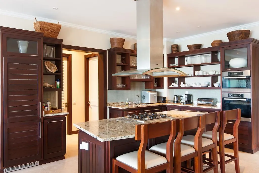 Private Sea View Villa Eden Island